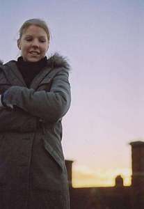 alice, picture 11: rooftop. click on the image to go to the next picture