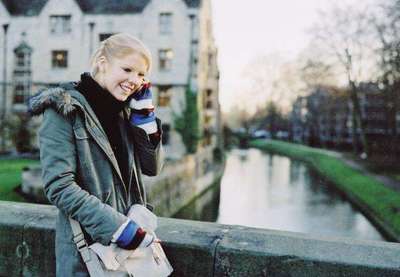 alice, picture 4: come back soon. click on the image to go to the next picture