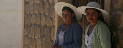 anzaldo, picture 3: yo' mandarina don't scare us. click on the image to go to the next picture