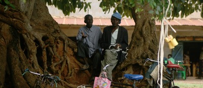 busia, picture 2: hawthorne effect. click on the image to go to the next picture