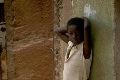 busia, picture 3: omitted-variable bias. click on the image to go to the next picture