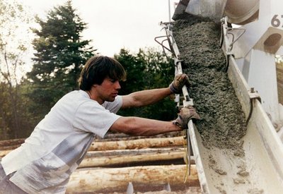 canada, picture 14: leaning jauntily. click on the image to go to the next picture