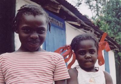 haitians, picture 10: two sisters. click on the image to go to the next picture