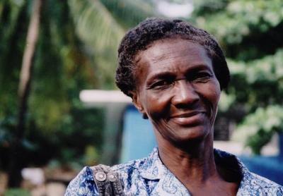 haitians, picture 11: woman. click on the image to go to the next picture