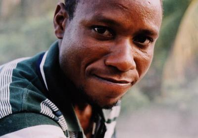 haitians, picture 15: man. click on the image to go to the next picture