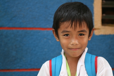 manila, picture 5: schoolward. click on the image to go to the next picture