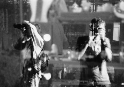 met, picture 21: oli and dan. click on the image to go to the next picture