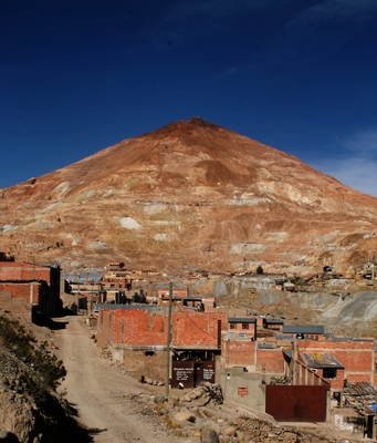 potosi, picture 1: cerro rico. click on the image to go to the next picture