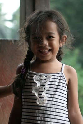 september, picture 1: girl, west kola'a. click on the image to go to the next picture