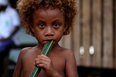 september, picture 14: boy, rove. click on the image to go to the next picture