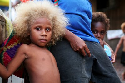 september, picture 15: girls, rove. click on the image to go to the next picture