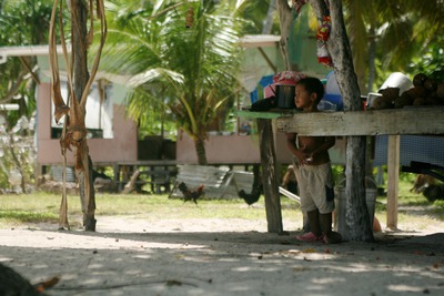 tuvalu, picture 13: boy. click on the image to go to the next picture