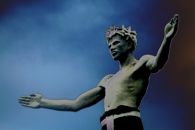 wedding, picture 14: humility. click on the image to go to the next picture