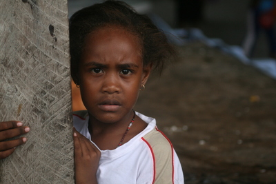 wedding, picture 19: girl. click on the image to go to the next picture