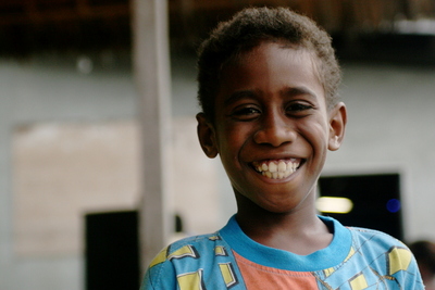 wedding, picture 3: smiles. click on the image to go to the next picture